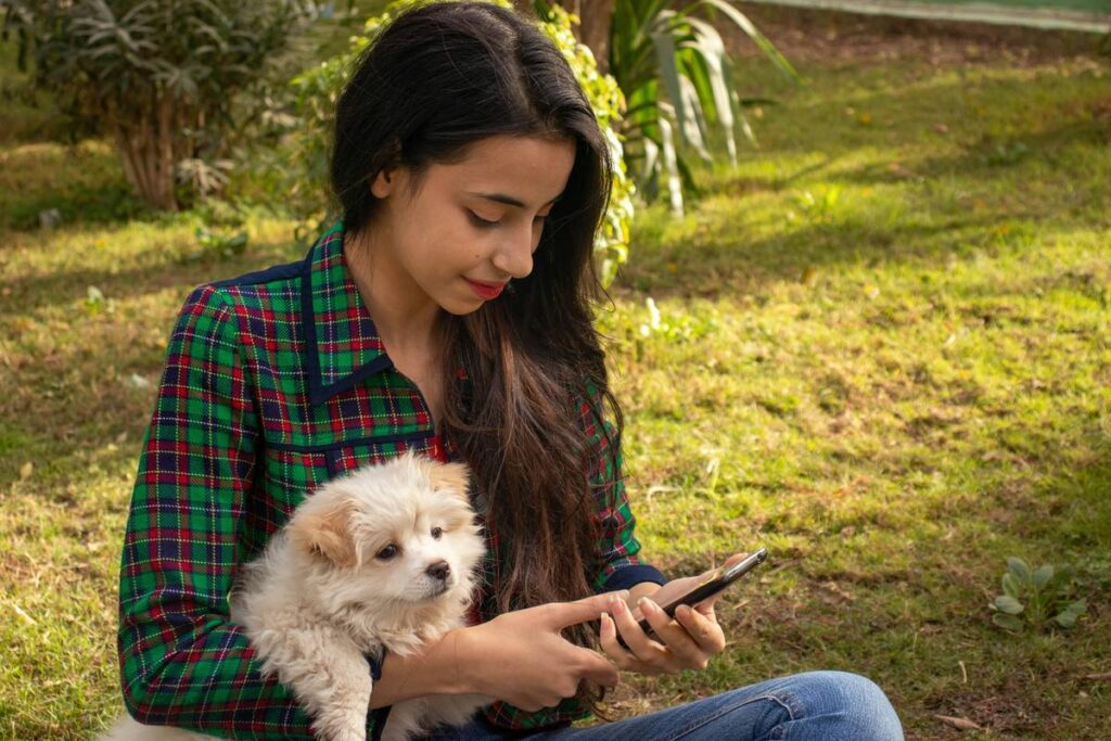 Why App-Based Controls Are Revolutionizing Pet Toys & Accessories (Even for Manual Override Lovers)